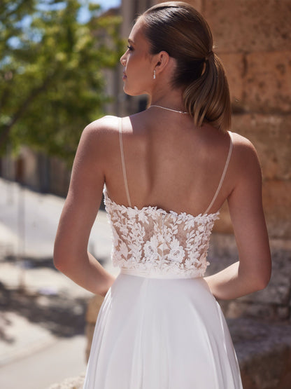 Bustier de mariée en tulle et dentelle